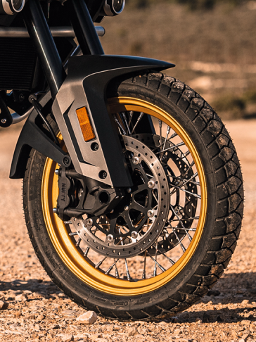 CF Moto 800MT Explorer 2025, ADV Cao Cấp Nhất, Chính Hãng, Giá Tốt tại Hồ Chí Minh