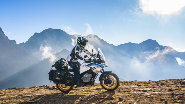 CF Moto 800MT Explorer 2025, ADV Cao Cấp Nhất, Chính Hãng, Giá Tốt tại Hồ Chí Minh