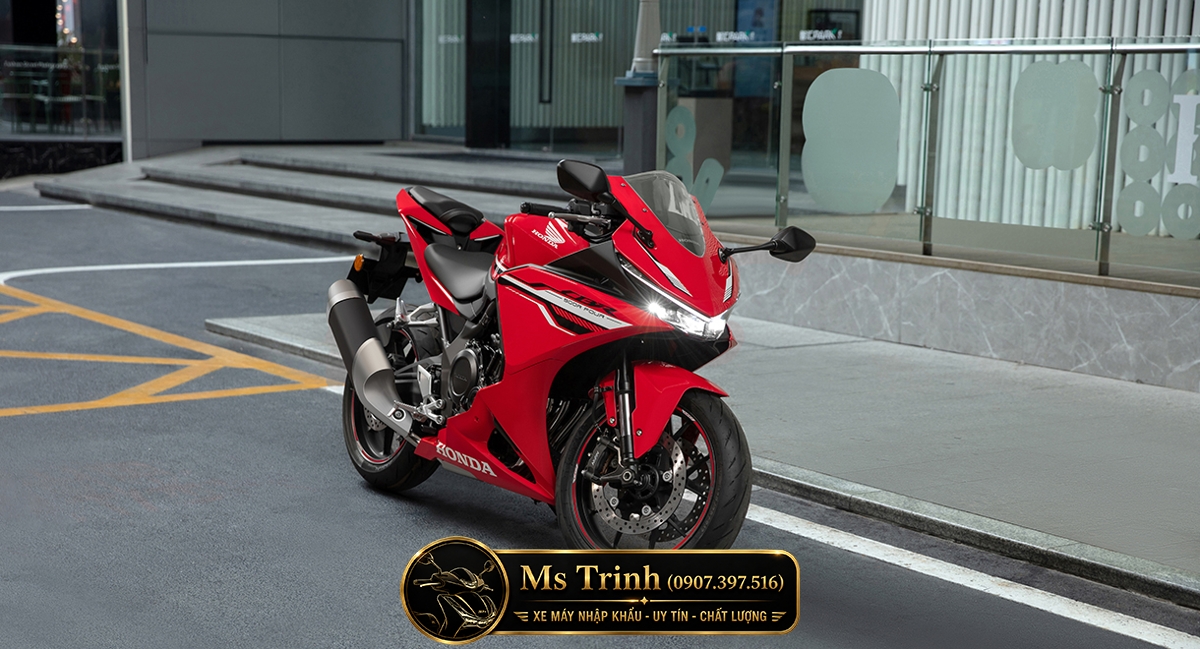 Honda CBR500R FOUR 2026 Sportbike 500cc 4 Xi Lanh Mới, Trang Bị Honda E-Clutch Hiện Đại