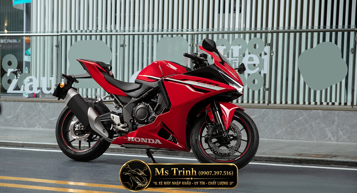 Honda CBR500R FOUR 2026 Sportbike 500cc 4 Xi Lanh Mới, Trang Bị Honda E-Clutch Hiện Đại