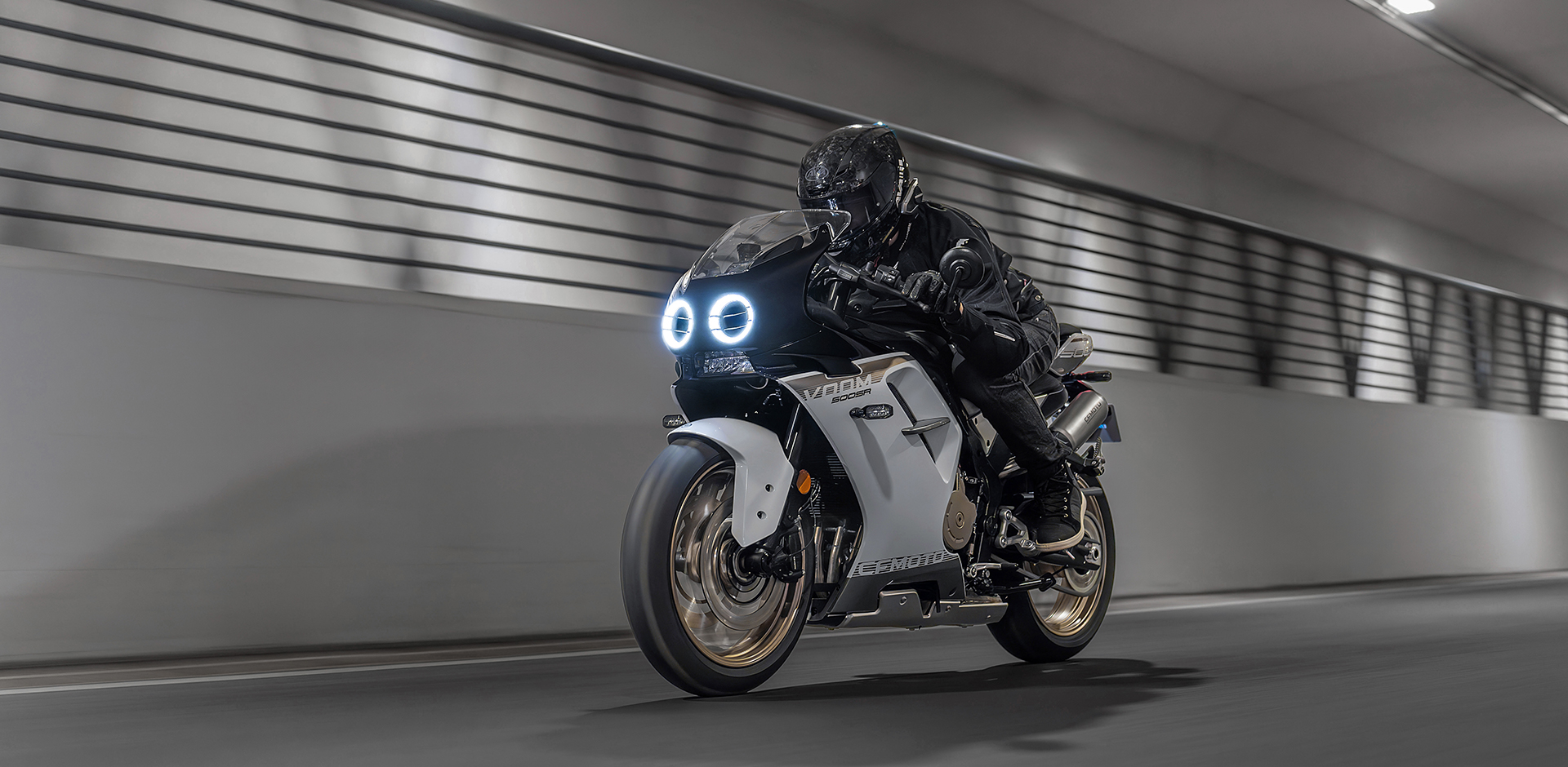 CF Moto VOOM 500SR, 4 Xi Lanh Thẳng Hàng, Retro Sport Độc Đáo tại Hồ Chí Minh
