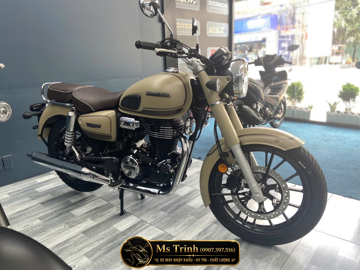 Thiết kế đầu đèn tròn Honda CB350C Special Edition 2026 mang phong cách classic cổ điển