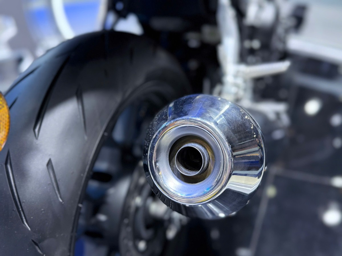 Honda CB500 SF Super Four - Dòng Naked-Bike huyền thoại 