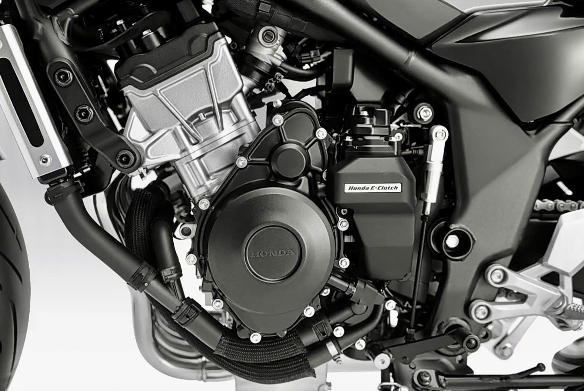 Honda CB500 SF Super Four - Dòng Naked-Bike huyền thoại 