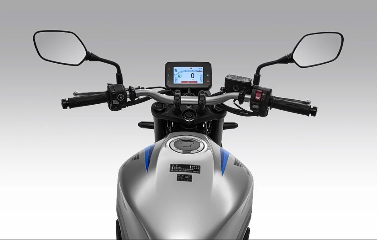 Honda CB500 SF Super Four - Dòng Naked-Bike huyền thoại 