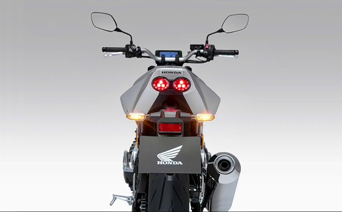 Honda CB500 SF Super Four - Dòng Naked-Bike huyền thoại 