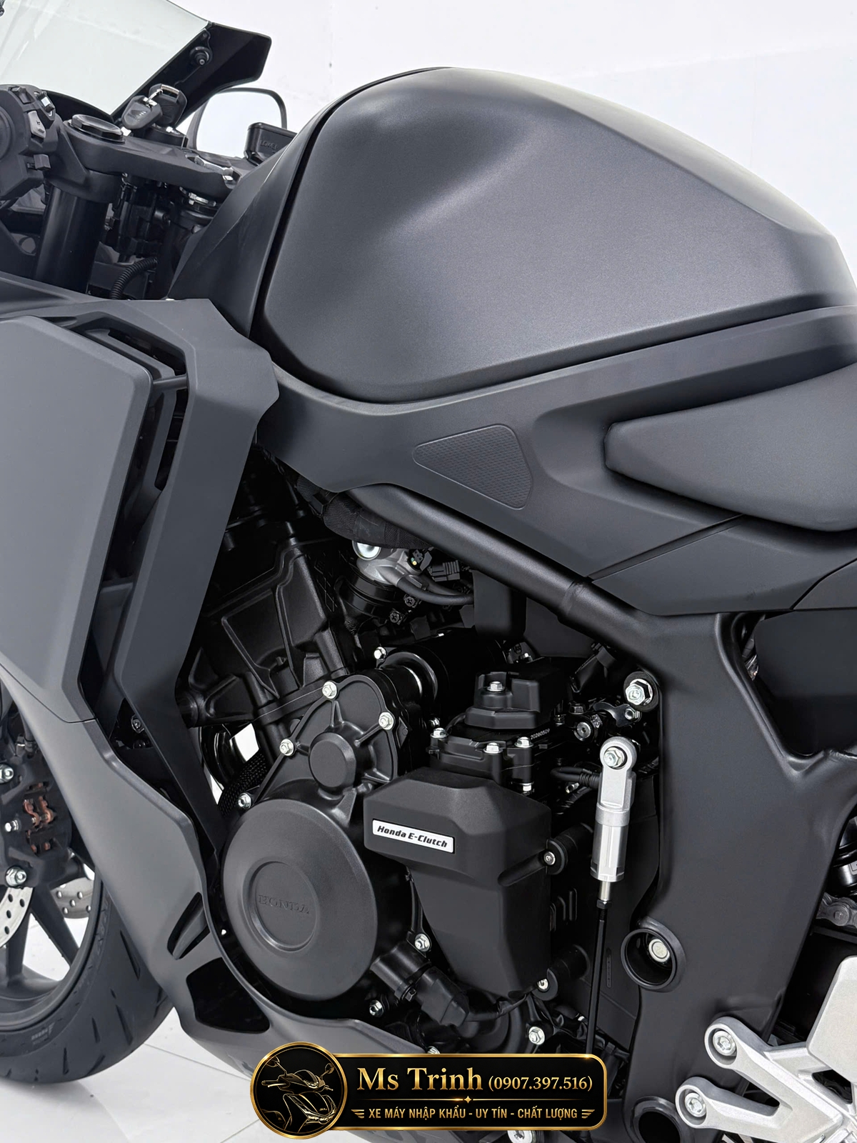 Mua Honda CBR500R FOUR 2026 Tại Hồ Chí Minh - Động Cơ 4 Xi Lanh, E-Clutch Thế Hệ Mới