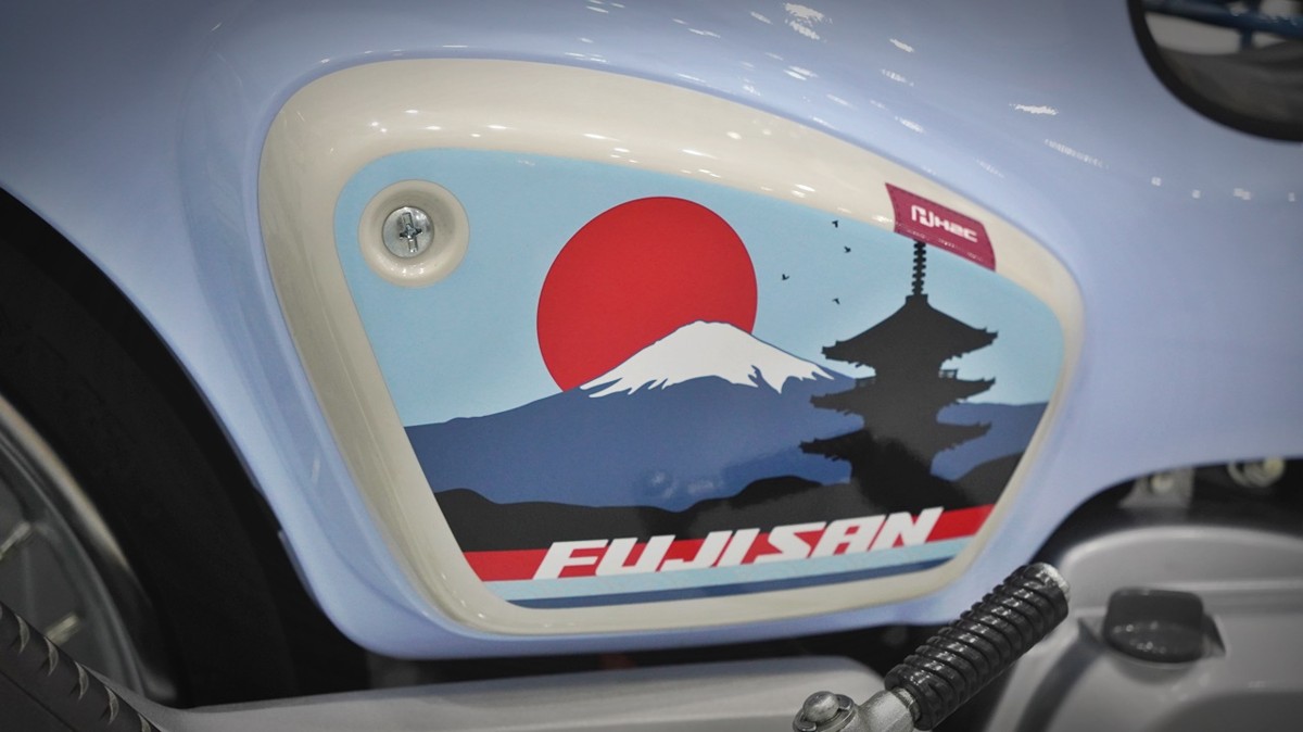 Honda Cub 110 Fujisan Thái Lan - Siêu phẩm mang hơi thở Núi Phú Sĩ Nhật Bản 500 xe