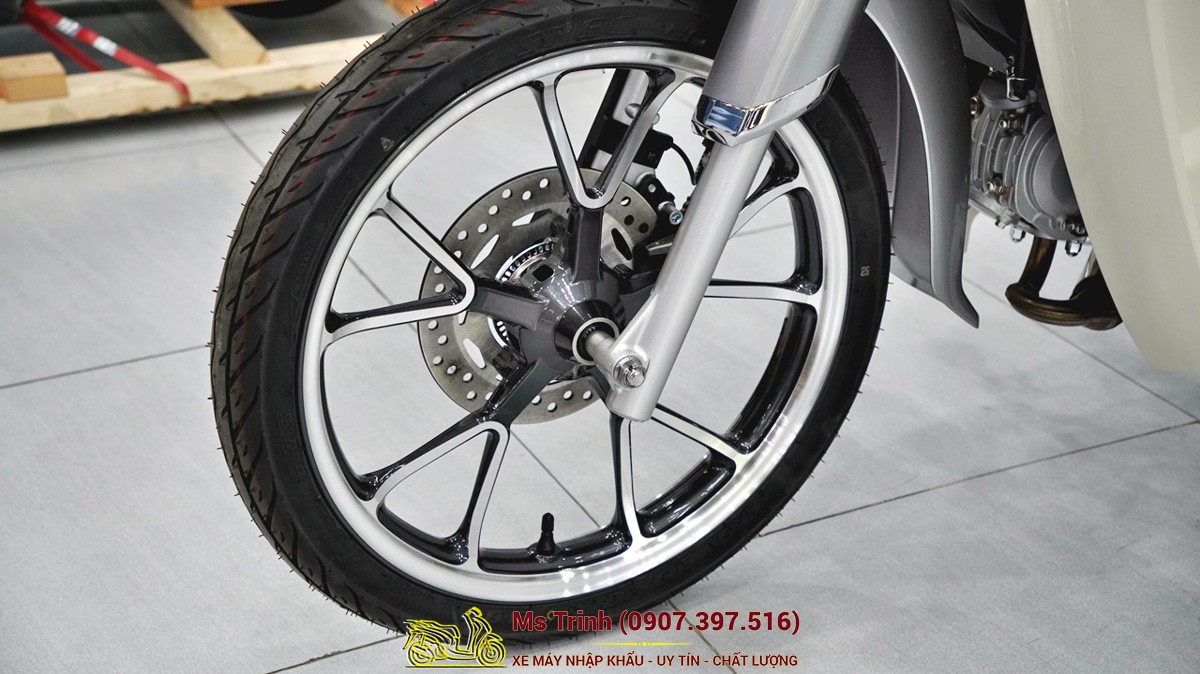 Honda Super Cub 125 ABS Thái Lan 2026 - Huyền Thoại Cub Nâng Cấp ABS An Toàn