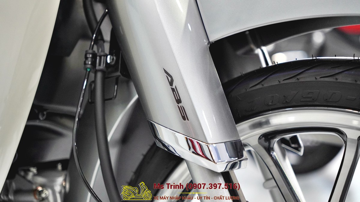 Honda Super Cub 125 ABS Thái Lan 2026 - Huyền Thoại Cub Nâng Cấp ABS An Toàn