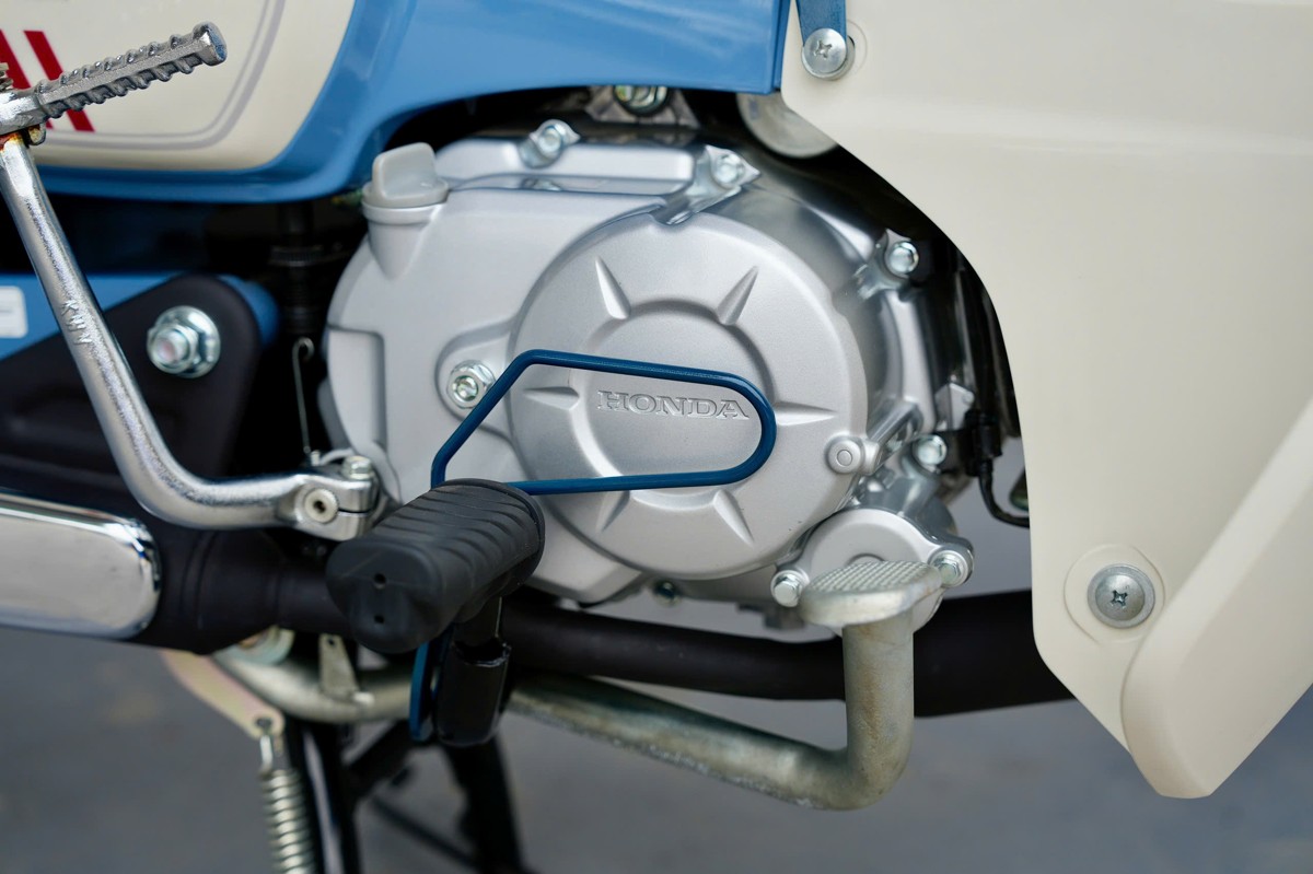 Honda Super Cub 50 Final Editon Custom độc quyền - nhập Nhật