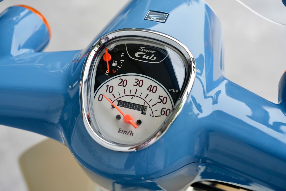 Honda Super Cub 50 Final Editon Custom độc quyền - nhập Nhật