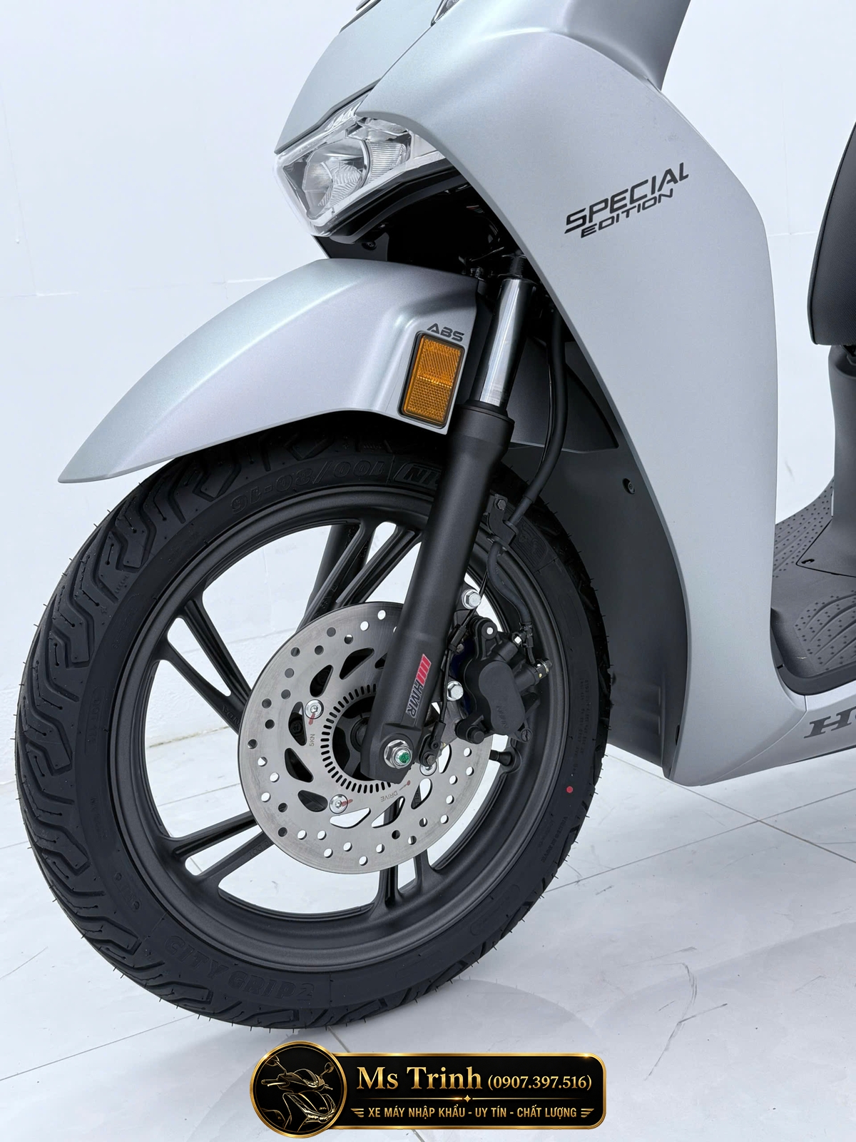 Honda SH150i Special Edition HMR màu bạc nhập Ý 2026 tại Hồ Chí Minh | Giá mới nhất, xe chính ngạch Honda Moto Roma