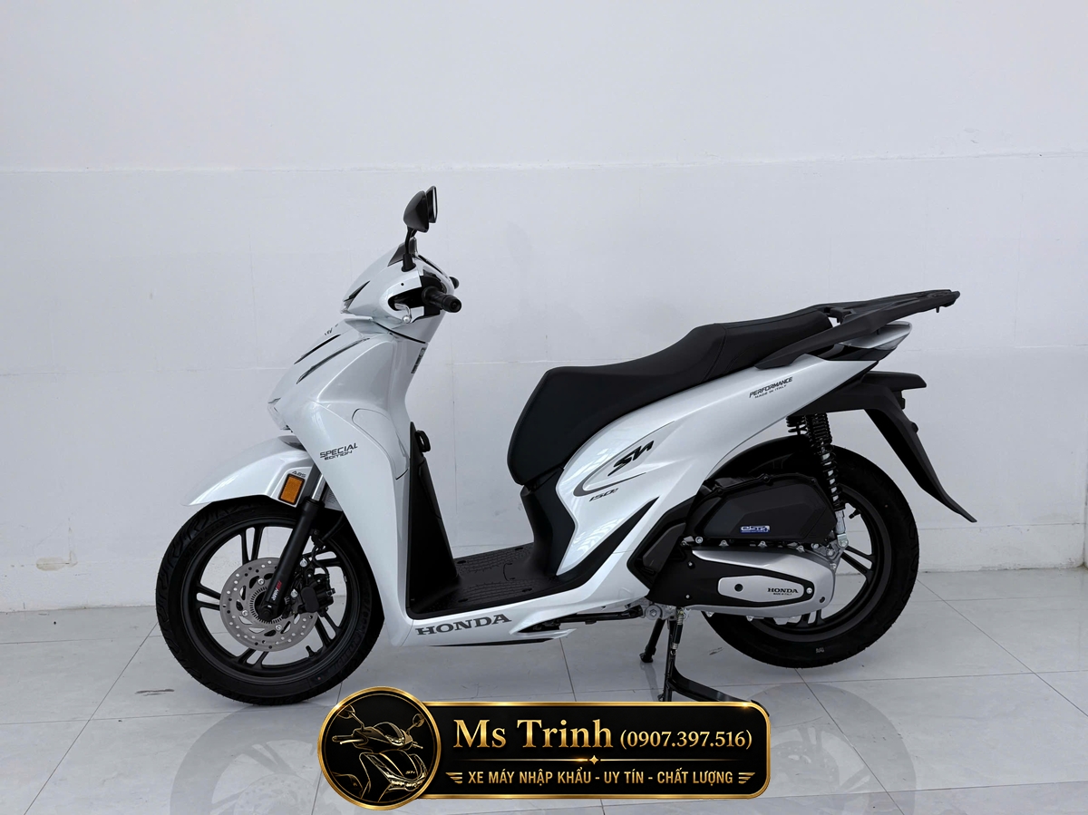 Honda SH150i Special Edition Standard nhập HMR Ý màu trắng tại Hồ Chí Minh: Giá trị nằm trong từng chi tiết nguyên bản