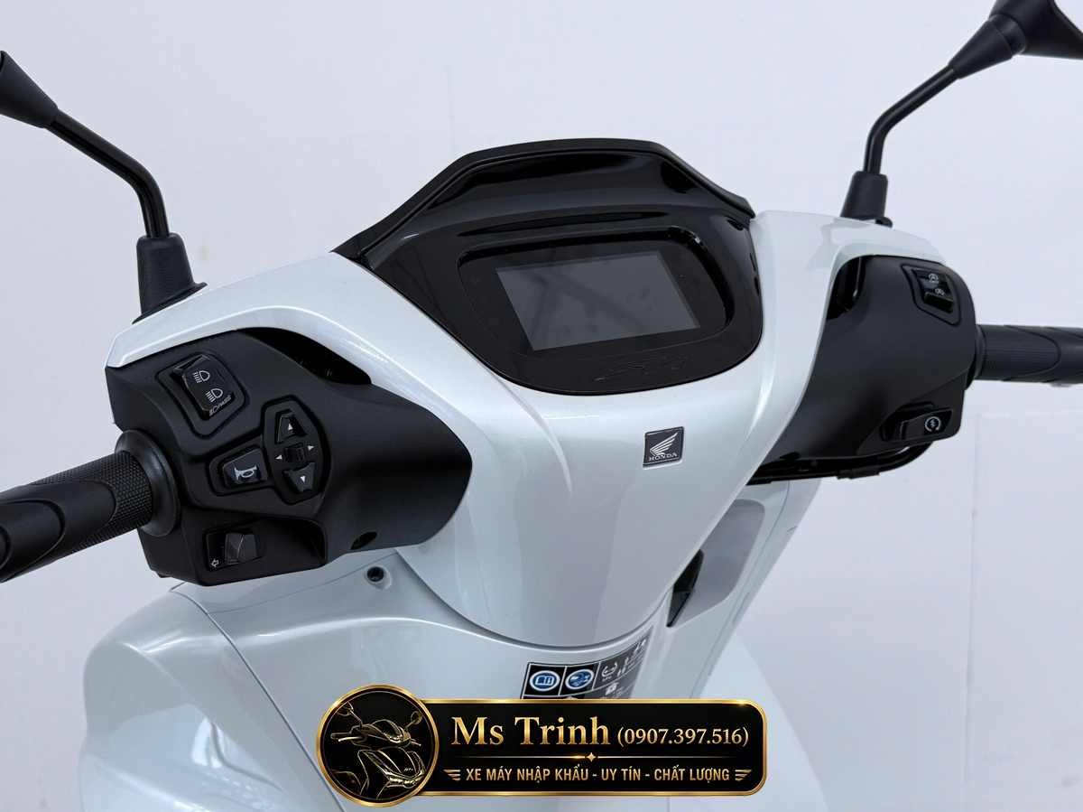 Honda SH150i Special Edition Standard nhập HMR Ý màu trắng tại Hồ Chí Minh: Giá trị nằm trong từng chi tiết nguyên bản