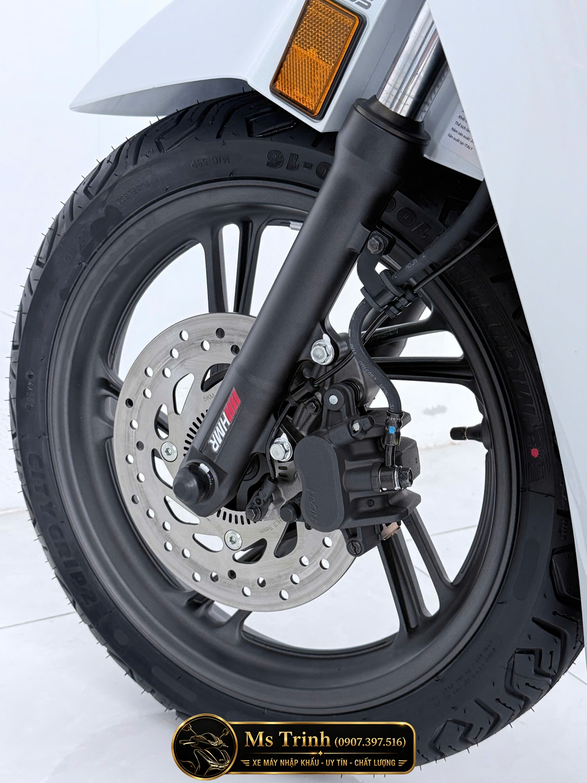 Honda SH150i Special Edition Standard nhập HMR Ý màu trắng tại Hồ Chí Minh: Giá trị nằm trong từng chi tiết nguyên bản