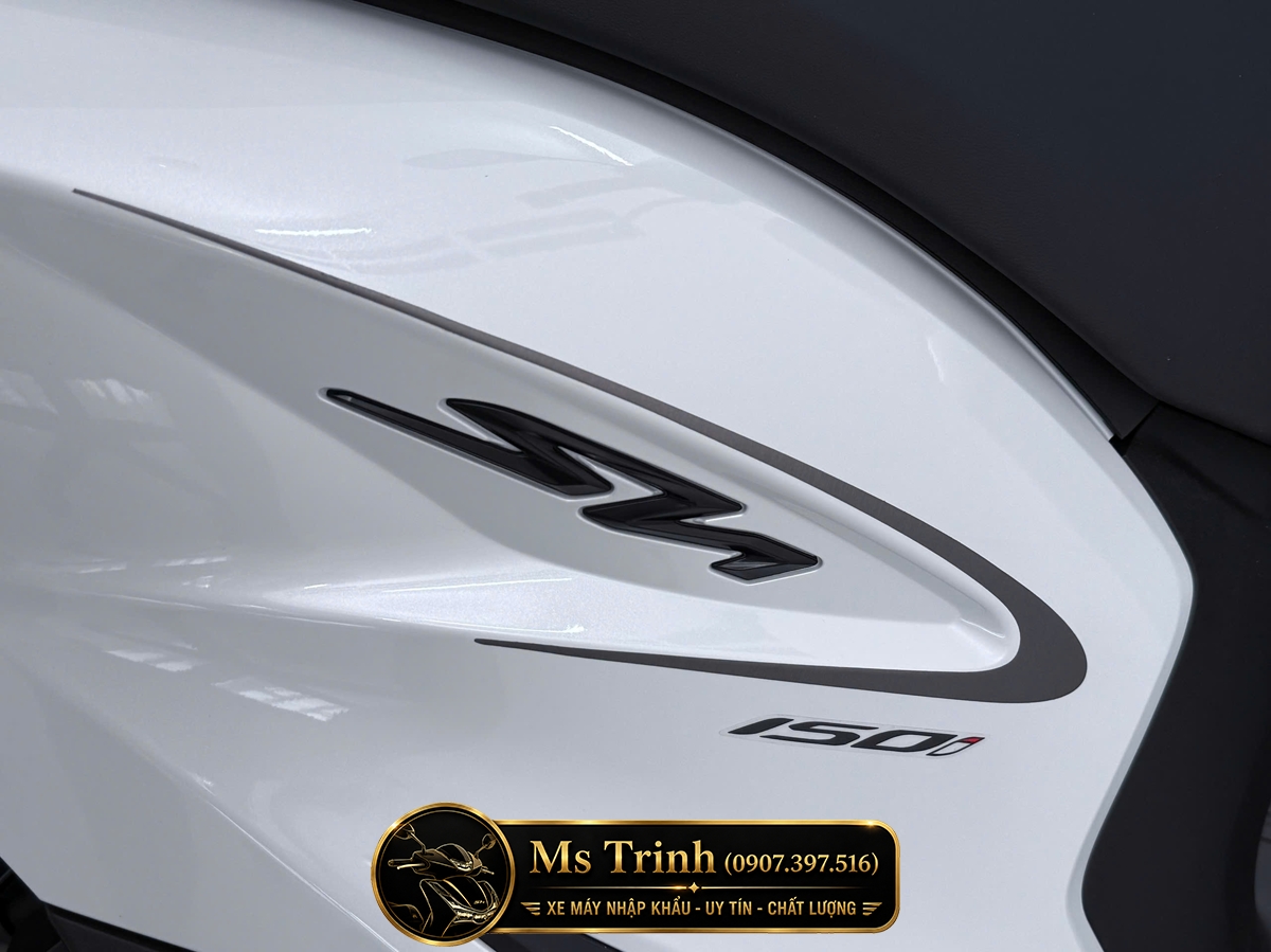 Honda SH150i Special Edition Standard nhập HMR Ý màu trắng tại Hồ Chí Minh: Giá trị nằm trong từng chi tiết nguyên bản