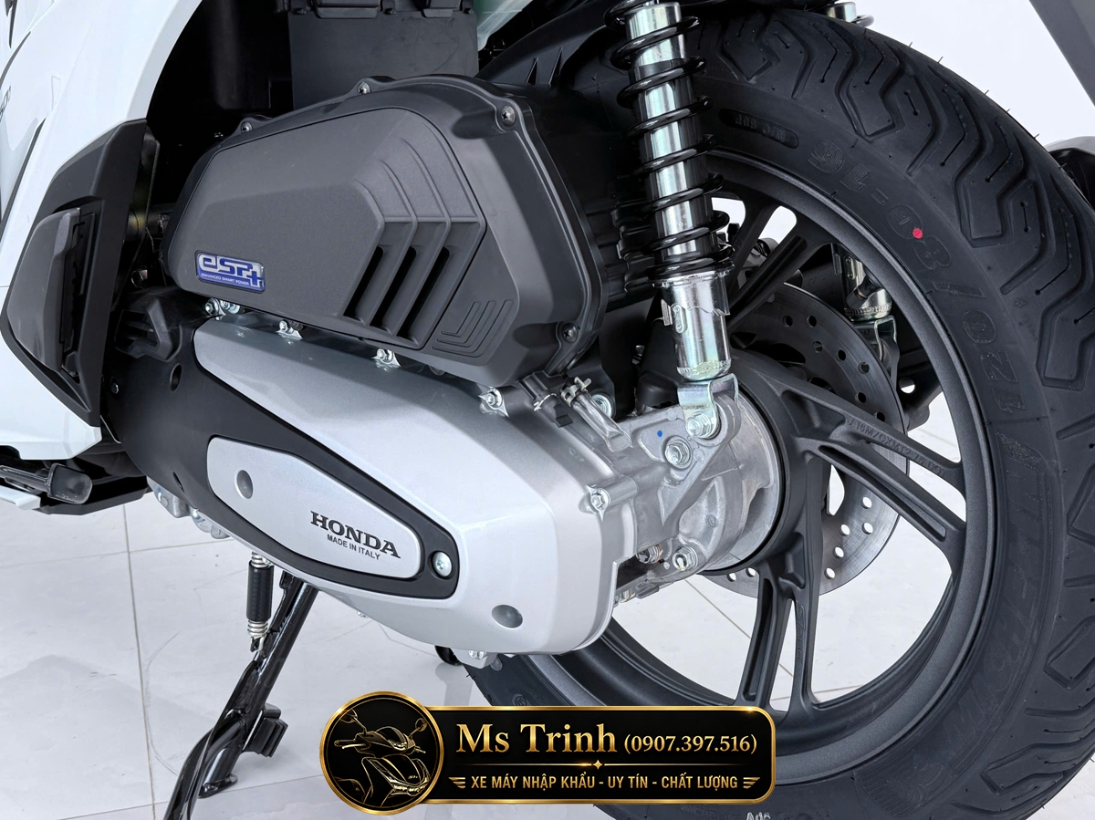 Honda SH150i Special Edition Standard nhập HMR Ý màu trắng tại Hồ Chí Minh: Giá trị nằm trong từng chi tiết nguyên bản