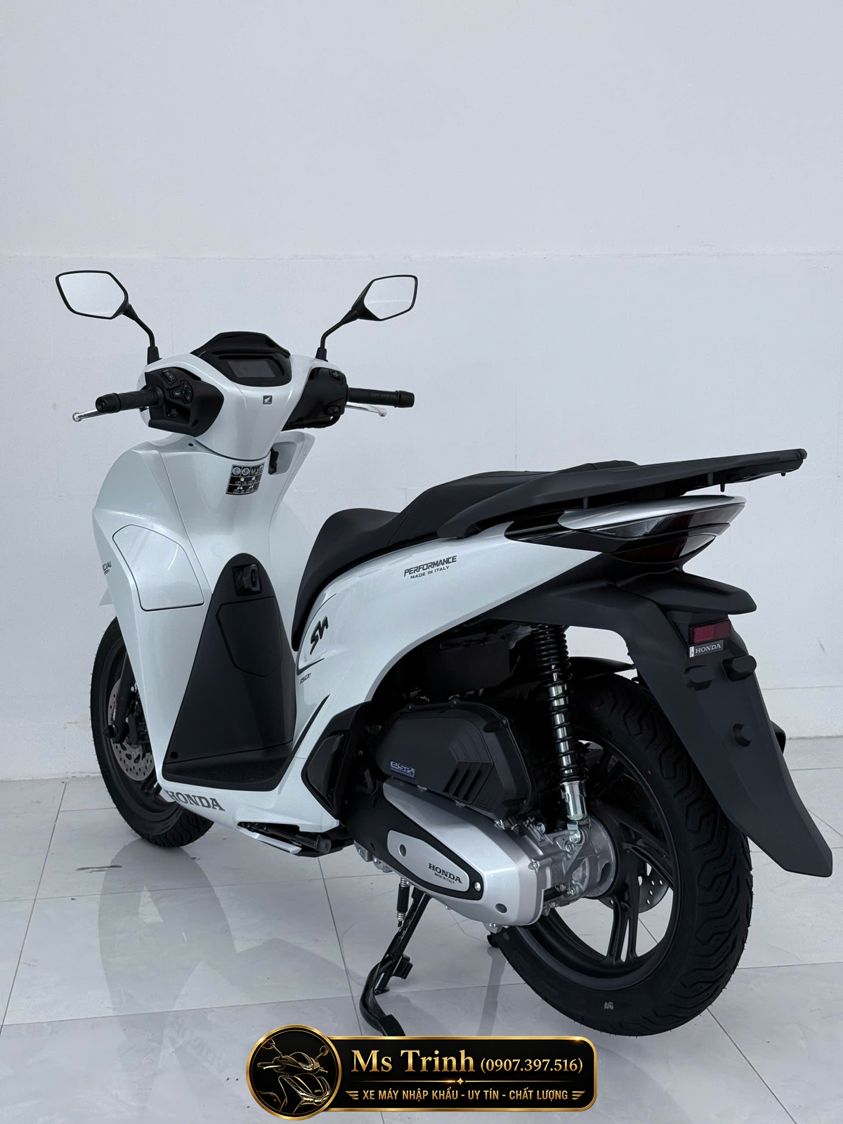 Honda SH150i Special Edition Standard nhập HMR Ý màu trắng tại Hồ Chí Minh: Giá trị nằm trong từng chi tiết nguyên bản