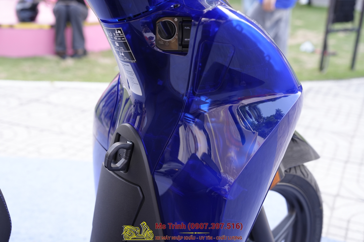 Honda SH150 Vetro Blue 2026 Limited Edition - Siêu phẩm SH Ý dàn áo trong suốt giới hạn toàn cầu