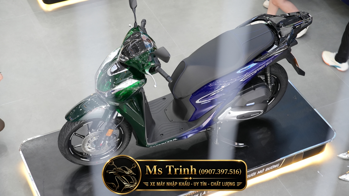 Honda SH150i Vetro Green - Sapphire tại Hồ Chí Minh: SH Ý Limited 200 xe