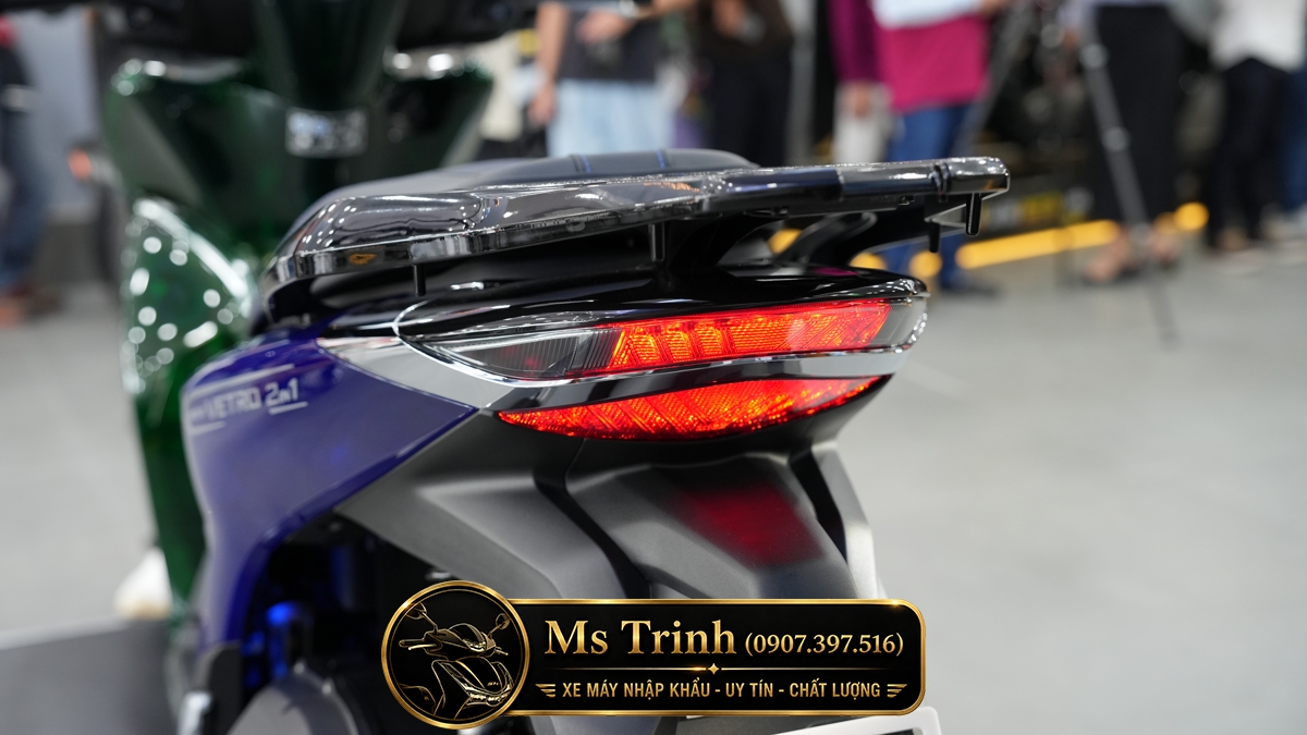 Honda SH150i Vetro Green - Sapphire tại Hồ Chí Minh: SH Ý Limited 200 xe