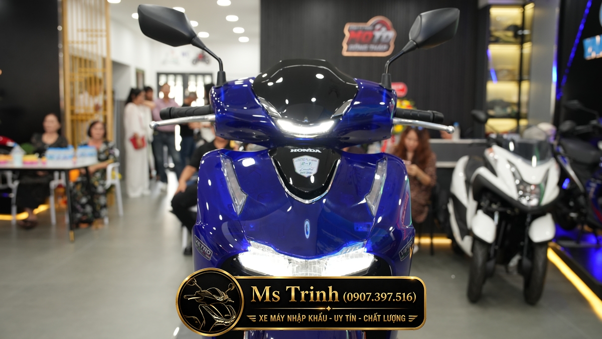 Honda SH150i Vetro Sapphire - Green tại Hồ Chí Minh: SH Ý 2 trong 1 giới hạn 200 xe