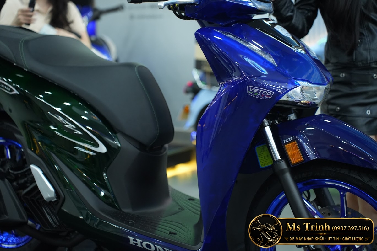 Honda SH150i Vetro Sapphire - Green tại Hồ Chí Minh: SH Ý 2 trong 1 giới hạn 200 xe