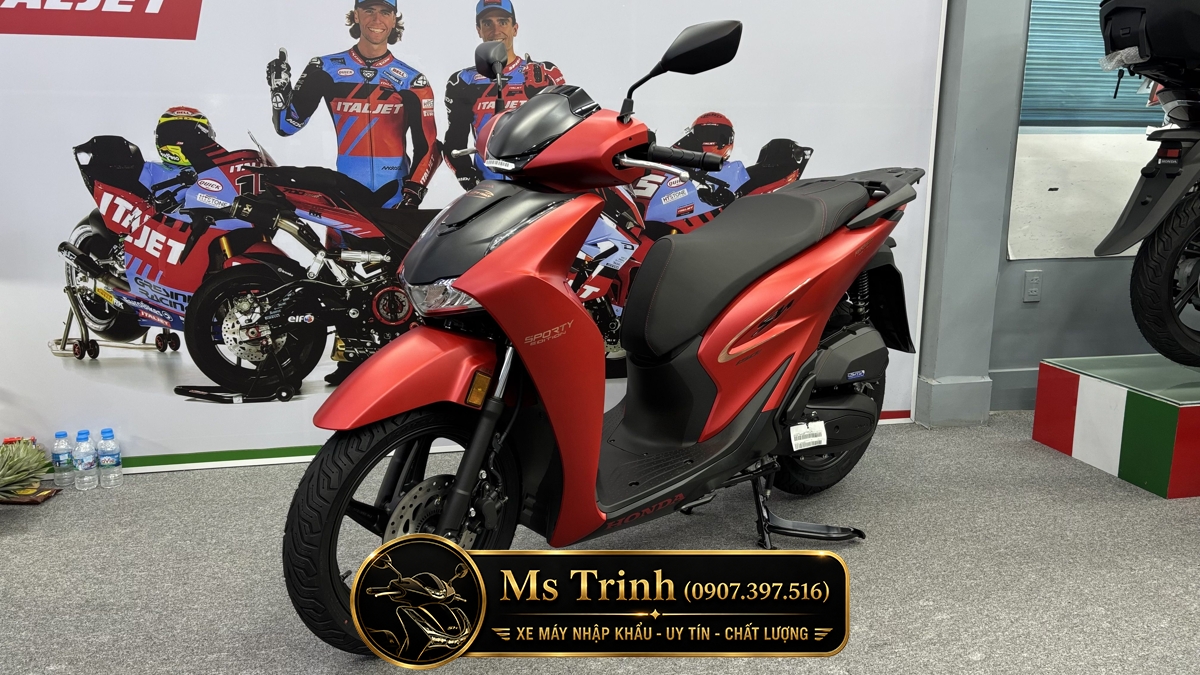Honda SH150 Ý 2026 màu đỏ Sporty New Concept tại Hồ Chí Minh: Giá trị khác biệt của một chiếc SH nhập khẩu