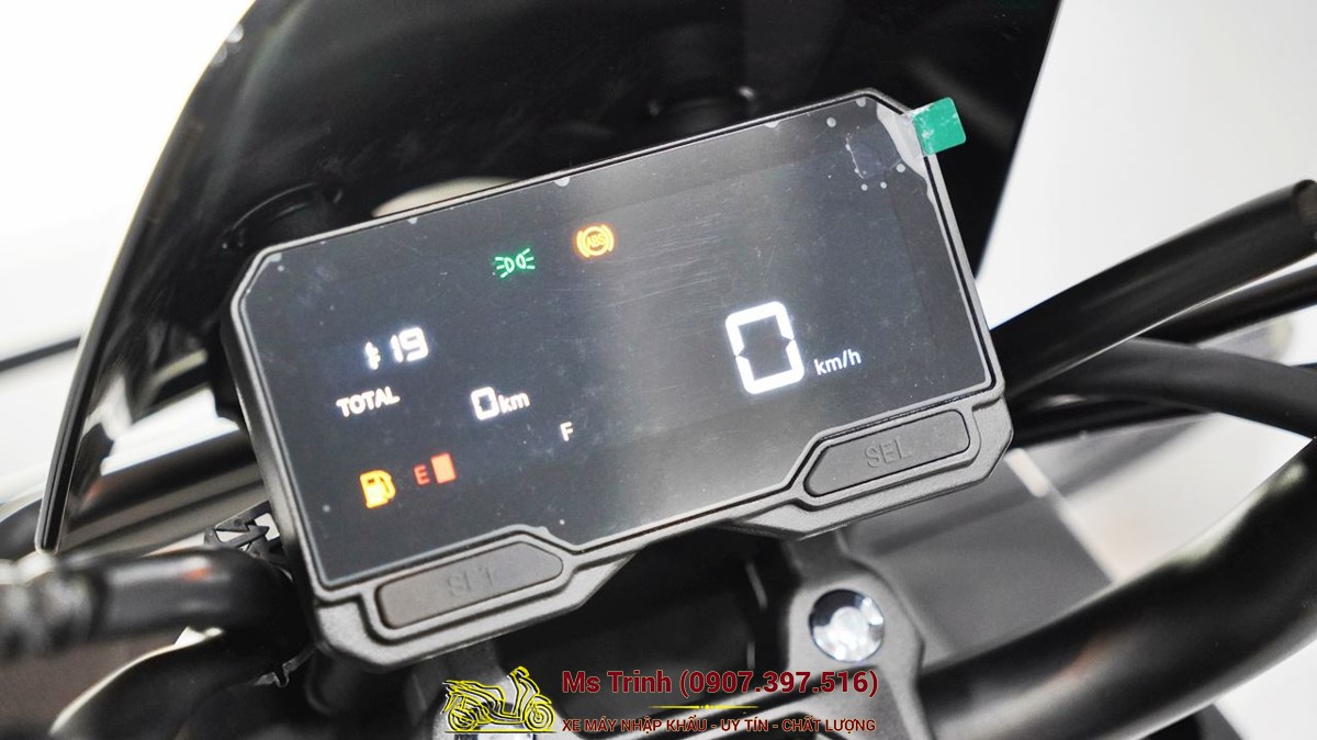 Màn hình LCD Honda Square X125 hiển thị sắc nét, giao diện hiện đại, theo dõi thông số xe trực quan.