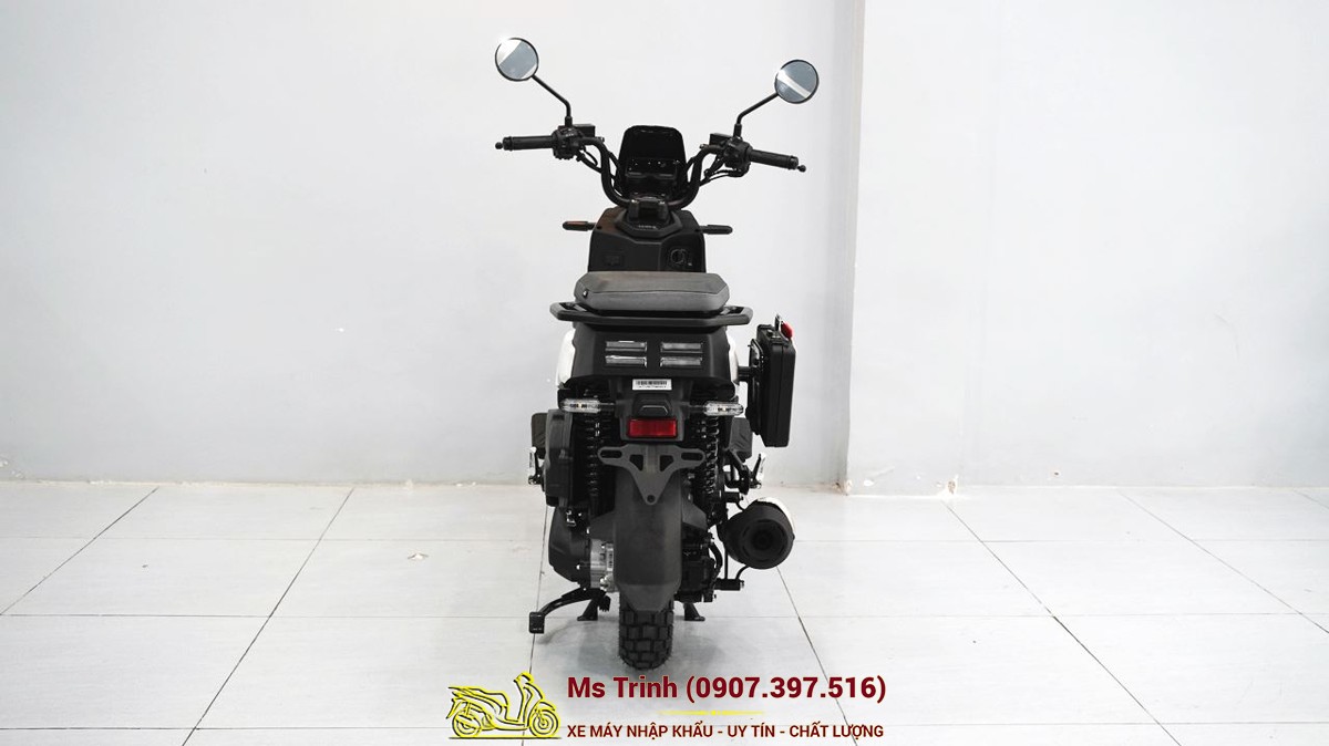 Honda Square X125 màu trắng – Xe tay ga 125cc phong cách vuông cá tính, không đụng hàng