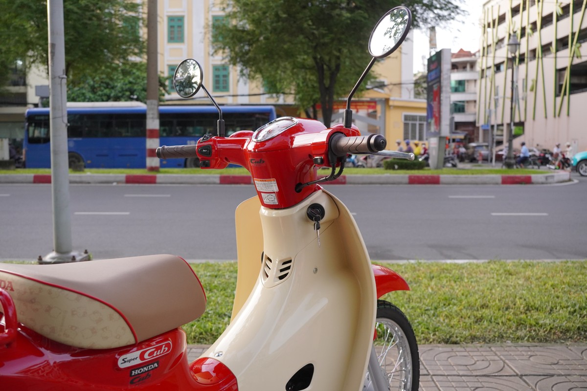 Honda Super Cub 50cc Hello Kitty Edition, Made In Japan, Hàng Hiếm tại Hồ Chí Minh
