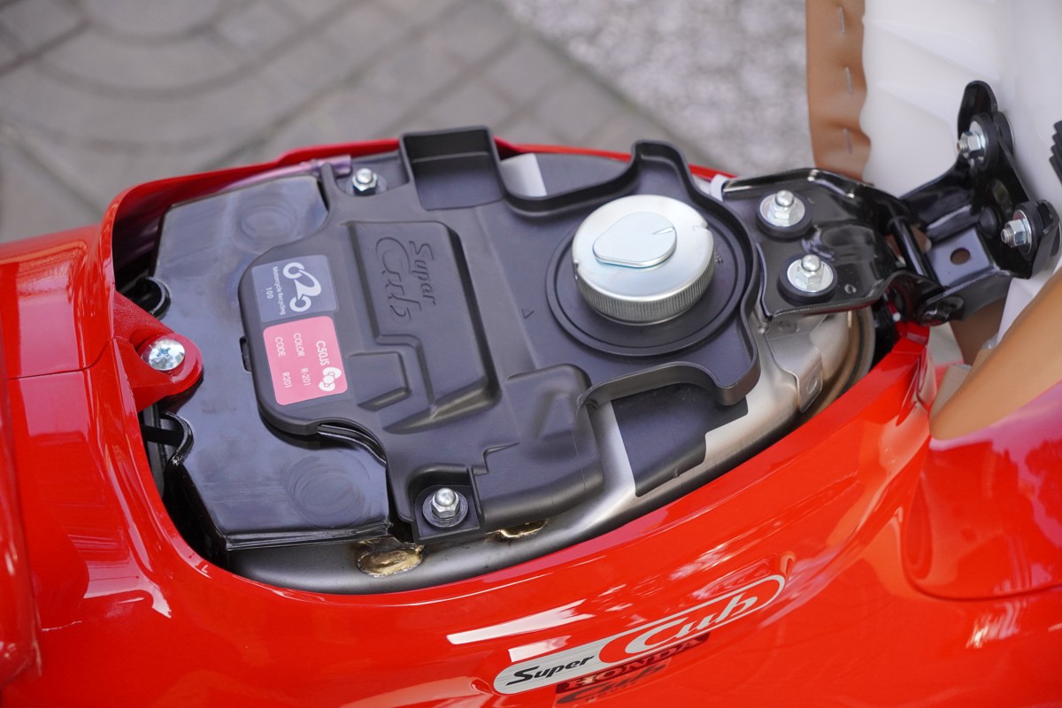 Honda Super Cub 50cc Hello Kitty Edition, Made In Japan, Hàng Hiếm tại Hồ Chí Minh