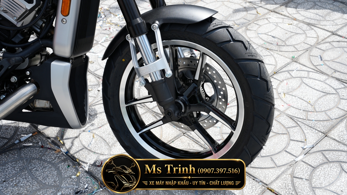 Hyosung GV350X tại Hồ Chí Minh - Cruiser 350cc Phong Cách Mỹ Cơ Bắp, Cá Tính