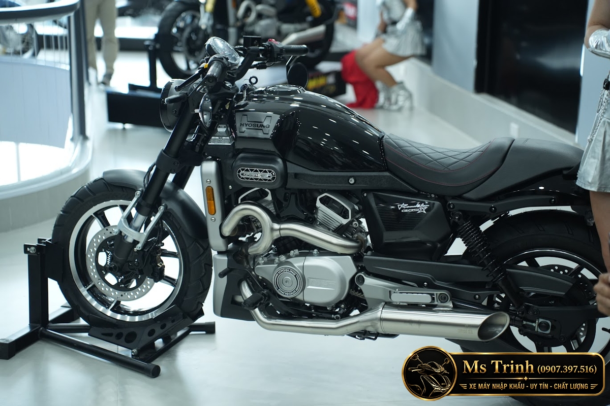 Hyosung GV350X tại Hồ Chí Minh - Cruiser 350cc Phong Cách Mỹ Cơ Bắp, Cá Tính