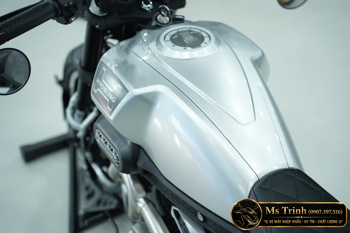 Hyosung GV350X tại Hồ Chí Minh - Cruiser 350cc Phong Cách Mỹ Cơ Bắp, Cá Tính