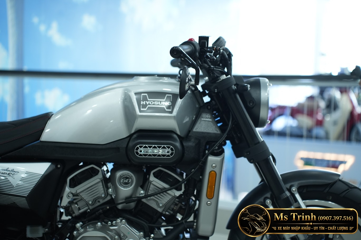 Hyosung GV350X tại Hồ Chí Minh - Cruiser 350cc Phong Cách Mỹ Cơ Bắp, Cá Tính