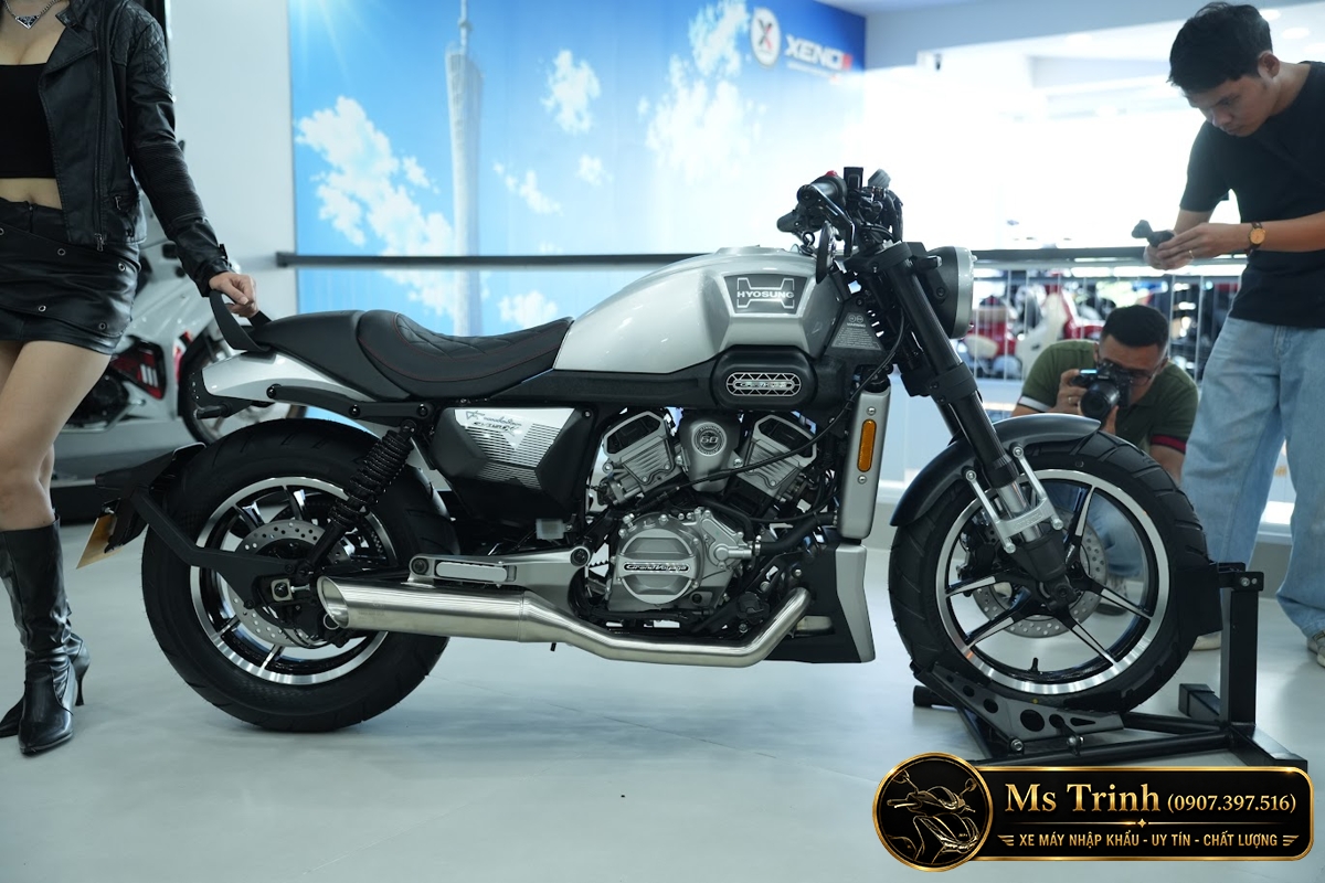 Hyosung GV350X tại Hồ Chí Minh - Cruiser 350cc Phong Cách Mỹ Cơ Bắp, Cá Tính