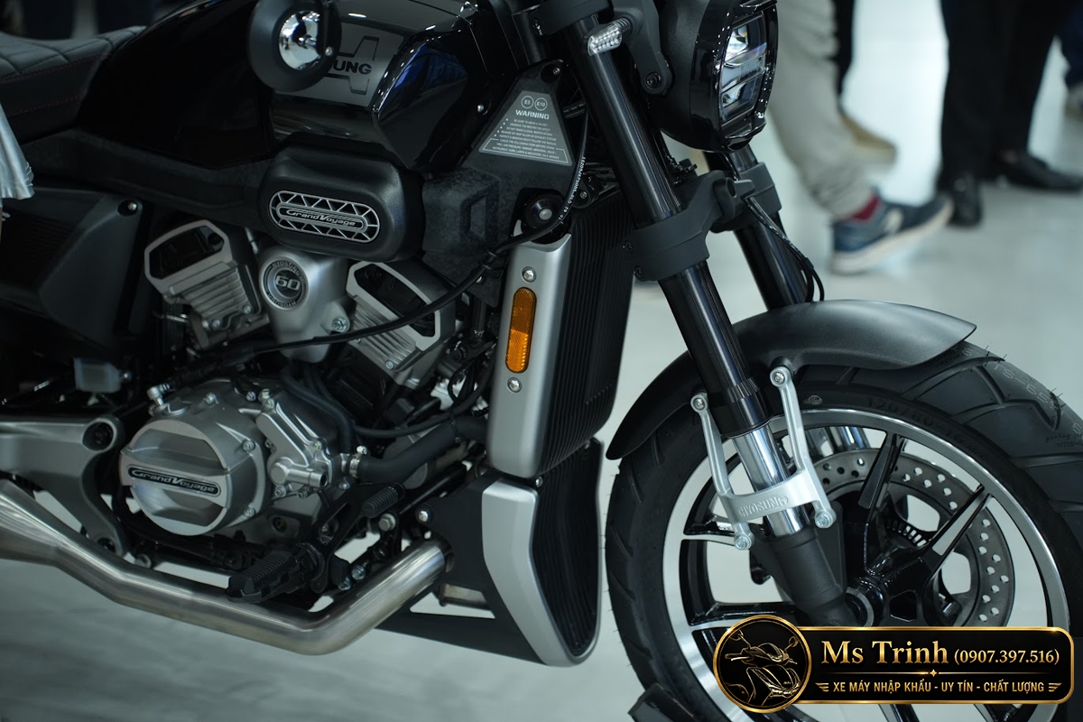 Hyosung GV350X tại Hồ Chí Minh - Cruiser 350cc Phong Cách Mỹ Cơ Bắp, Cá Tính