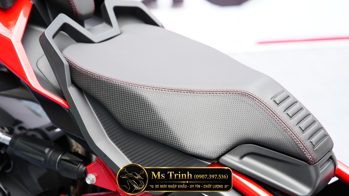 Italjet Dragster 700 Twin Premium Edition 2026 - Siêu Mô Tô Đội Lốt Scooter Đầu Tiên Thế Giới Chỉ 25 Xe Tại Việt Nam