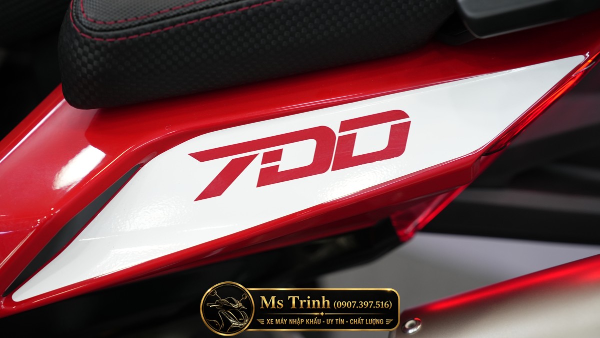 Italjet Dragster 700 Twin Premium Edition 2026 - Siêu Mô Tô Đội Lốt Scooter Đầu Tiên Thế Giới Chỉ 25 Xe Tại Việt Nam