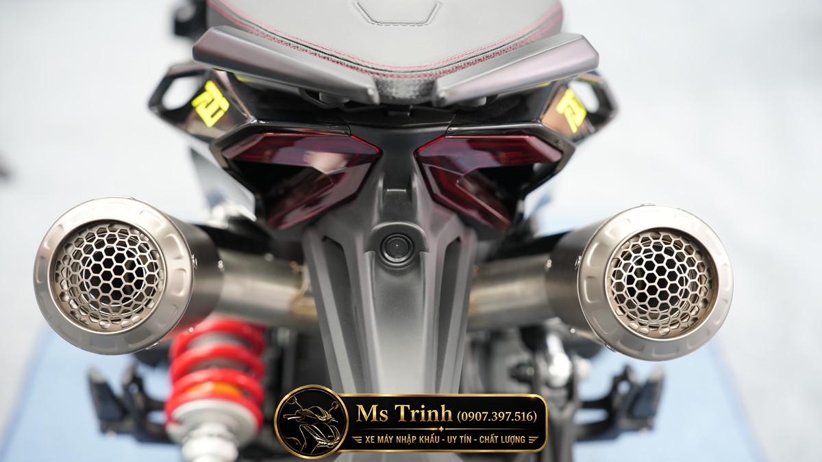 Italjet Dragster 700 Twin Premium Edition 2026 - Siêu Mô Tô Đội Lốt Scooter Đầu Tiên Thế Giới Chỉ 25 Xe Tại Việt Nam