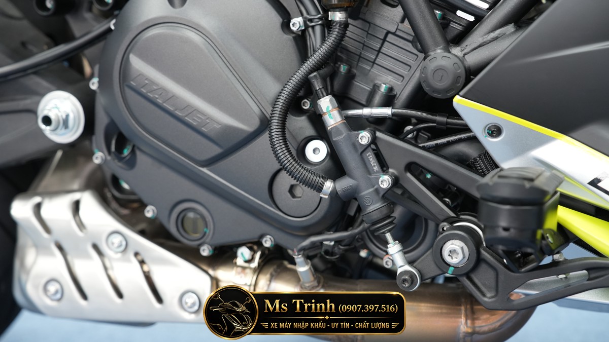 Italjet Dragster 700 Twin Premium Edition 2026 - Siêu Mô Tô Đội Lốt Scooter Đầu Tiên Thế Giới Chỉ 25 Xe Tại Việt Nam
