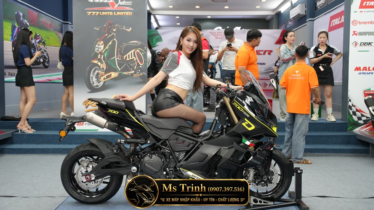 Italjet Dragster 700 Twin Premium Edition 2026 - Siêu Mô Tô Đội Lốt Scooter Đầu Tiên Thế Giới Chỉ 25 Xe Tại Việt Nam