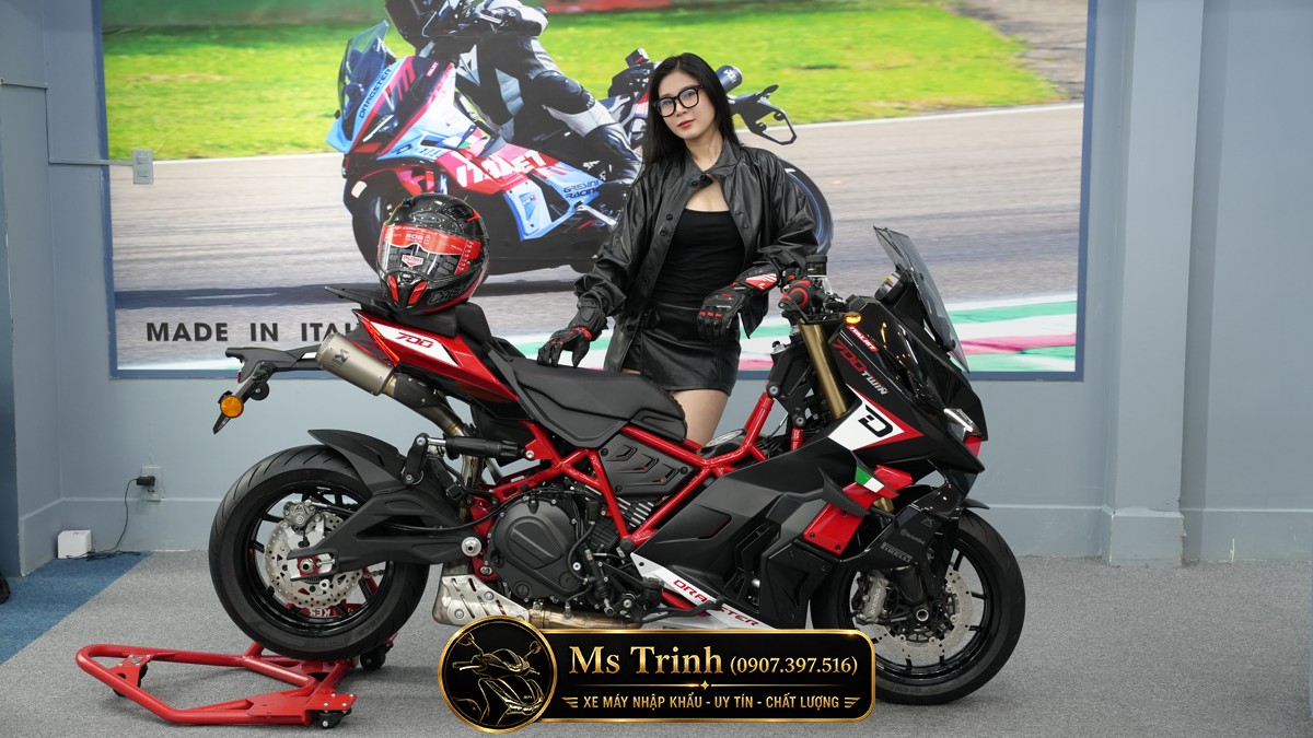 Italjet Dragster 700 Twin Premium Edition 2026 - Siêu Mô Tô Đội Lốt Scooter Đầu Tiên Thế Giới Chỉ 25 Xe Tại Việt Nam
