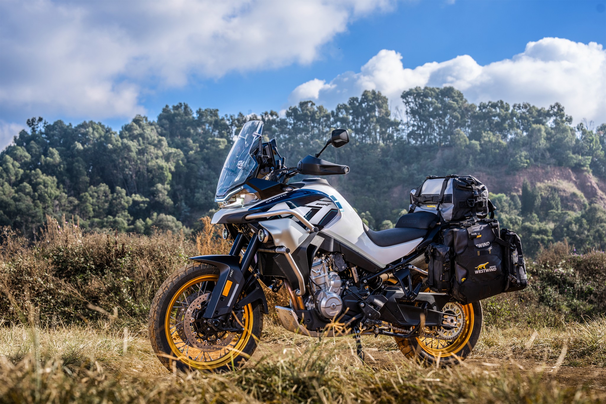 CF Moto 800MT Explorer 2025, ADV Cao Cấp Nhất, Chính Hãng, Giá Tốt tại Hồ Chí Minh