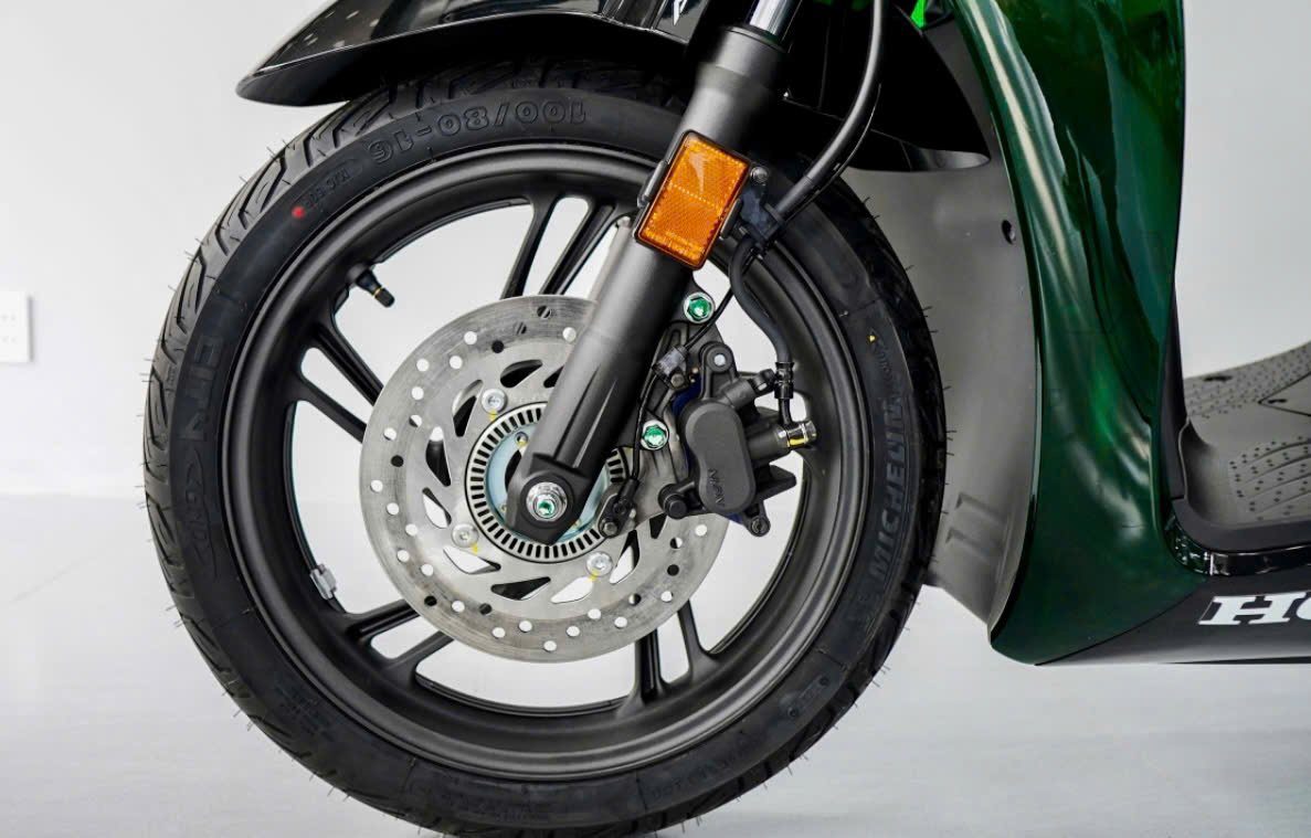 Honda SH150i Vetro 2025, Made In Italy, Nhập Chính Hãng Từ Ý tại Hồ Chí Minh