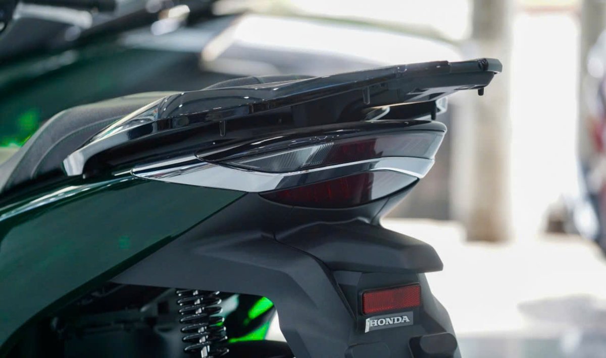 Honda SH150i Vetro 2025, Made In Italy, Nhập Chính Hãng Từ Ý tại Hồ Chí Minh