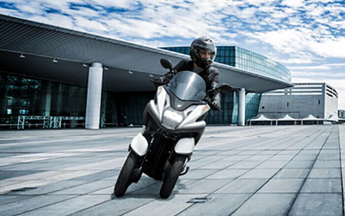 Yamaha Tricity 155 2025, Tay Ga bánh Kép Độc Đáo, Lần Đầu Tiên Có Tại Hồ Chí Minh