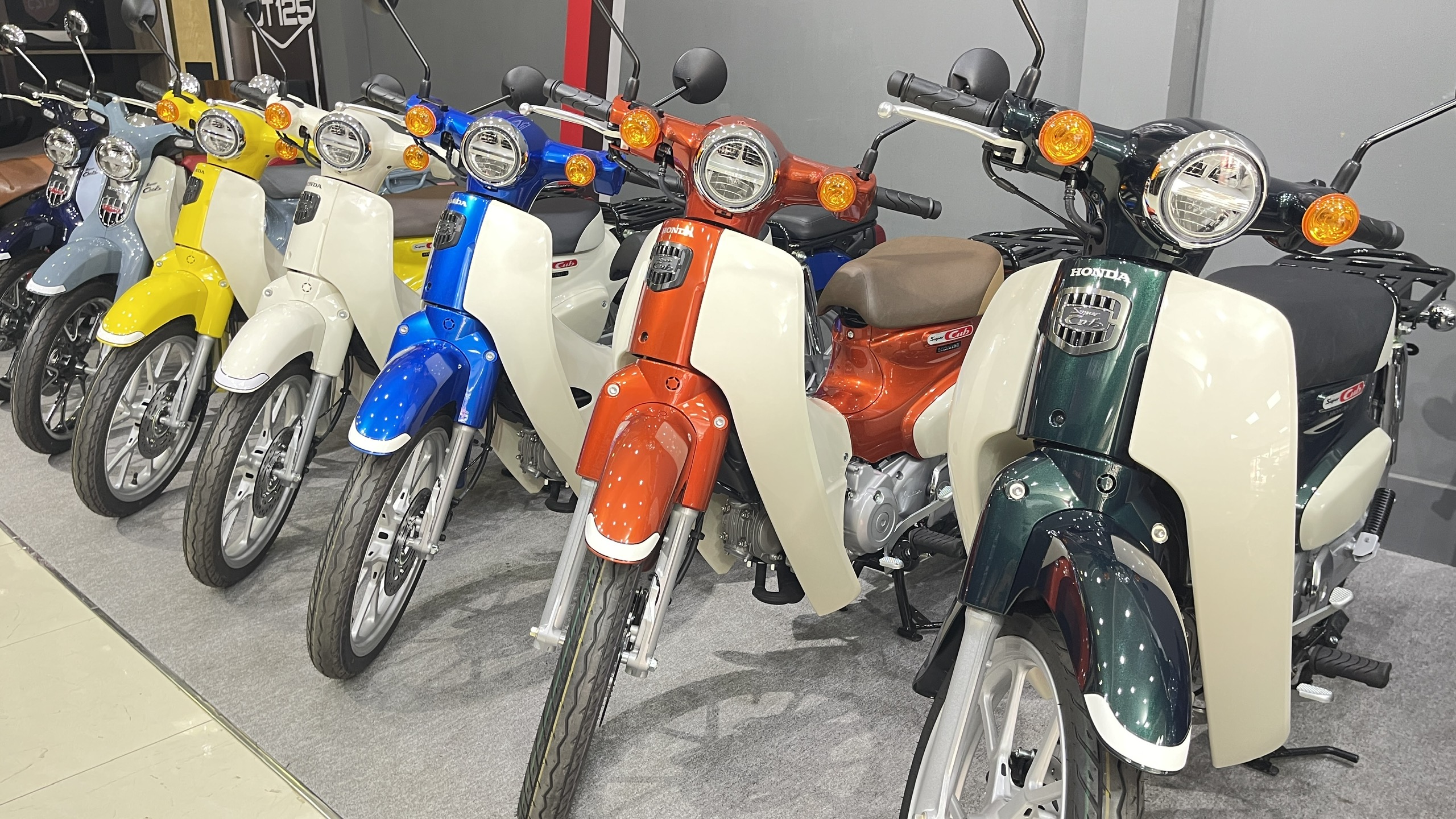 Honda Super Cub 110 ABS, Made In Japan, NK Chính Hãng, Hiếm tại Hồ Chí Minh